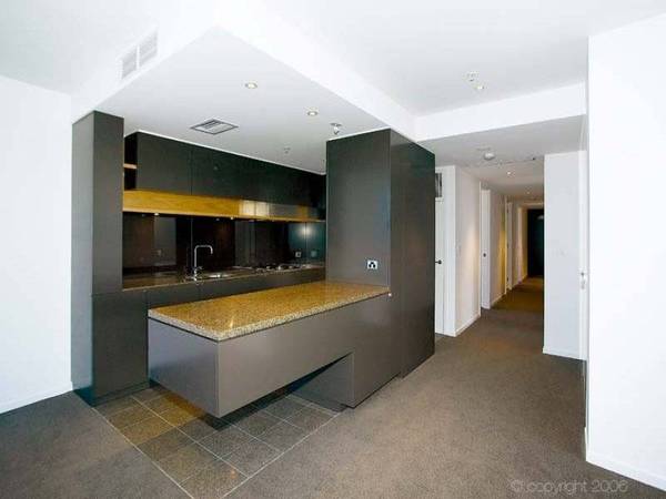 DOCK 5 - Stunning 3 Bedroom Apartment Picture DOCK 5 - Stunning 3 Bedroom Apartment Picture