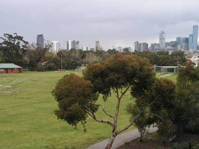 MAGIFICIENTLY APPOINTED FULLY FURNISHED EXECUTIVE APARTMENT! Picture