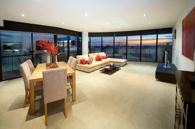 Style & Sophistication Picture 2