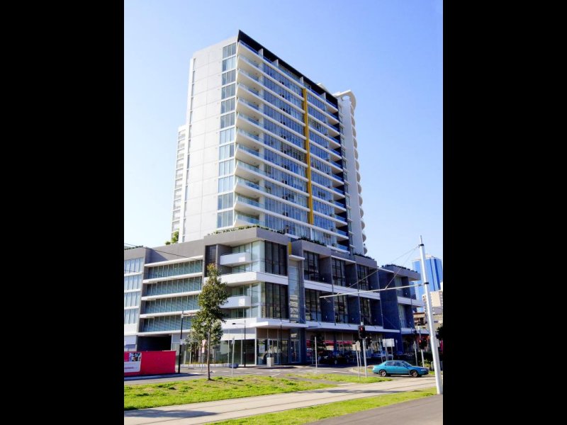 Village Docklands Picture 1