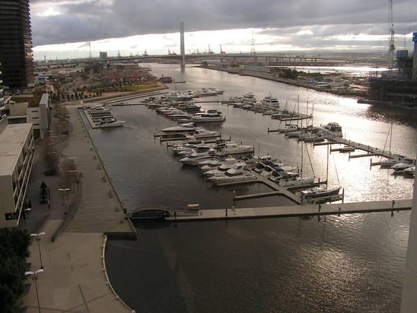 Tower 1 - 2 Bedroom Fully Furnished Picture 1