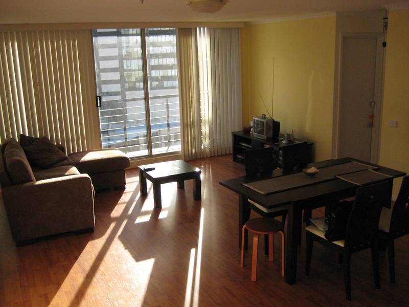 Fully Furnished 2 Bedroom Picture