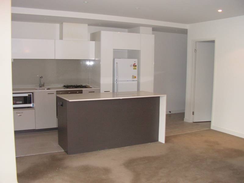 Neo 200 - White goods included Picture 1