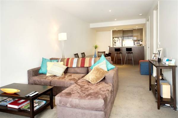 Style & Convenience Picture 2