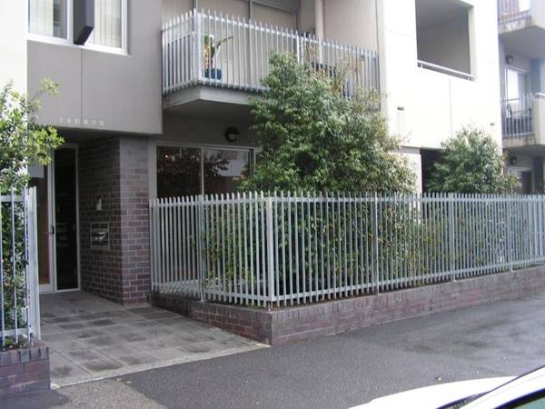 GROUND FLOOR ONE BEDROOM Picture 1