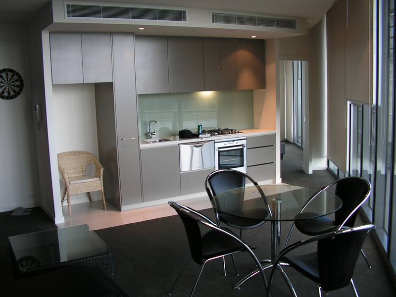 GROSVENOR - 1 Bedroom Fully Furnished Picture 3