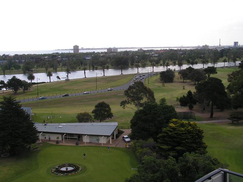 GROSVENOR - 1 Bedroom Fully Furnished Picture 2