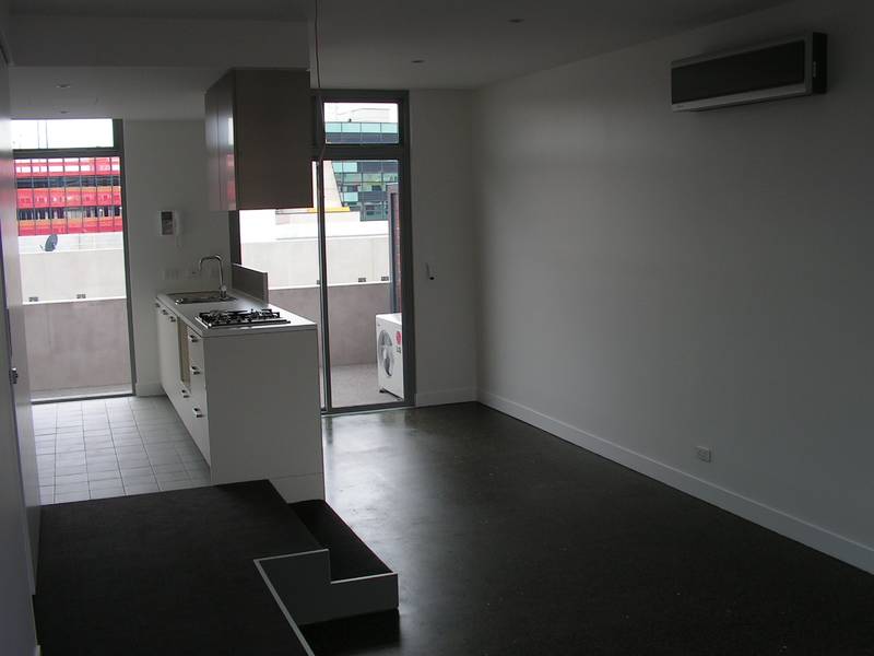 Brand New Warehouse Style Living in Docklands Picture