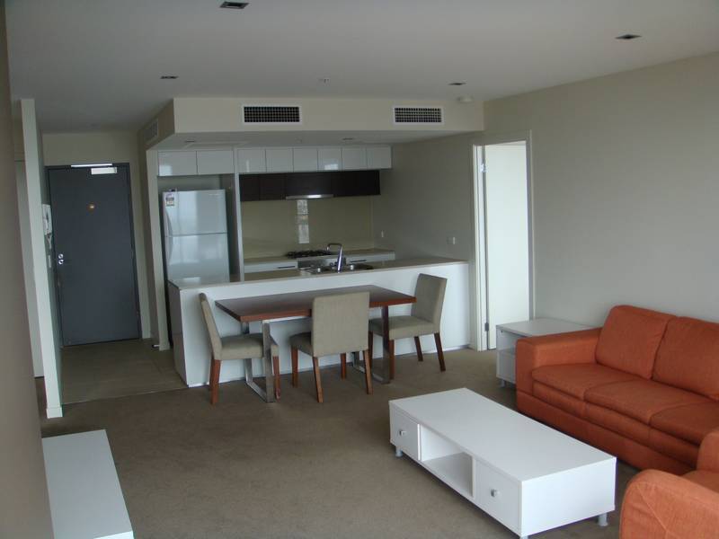 Victoria Point - 2 Bedroom Partly Furnished Picture 2