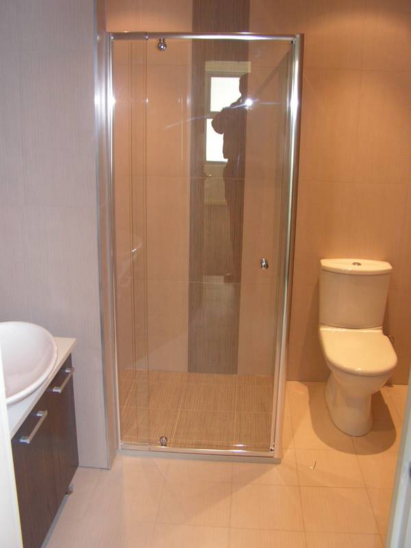 NEAT NEAR NEW ONE BEDROOM APARTMENT Picture