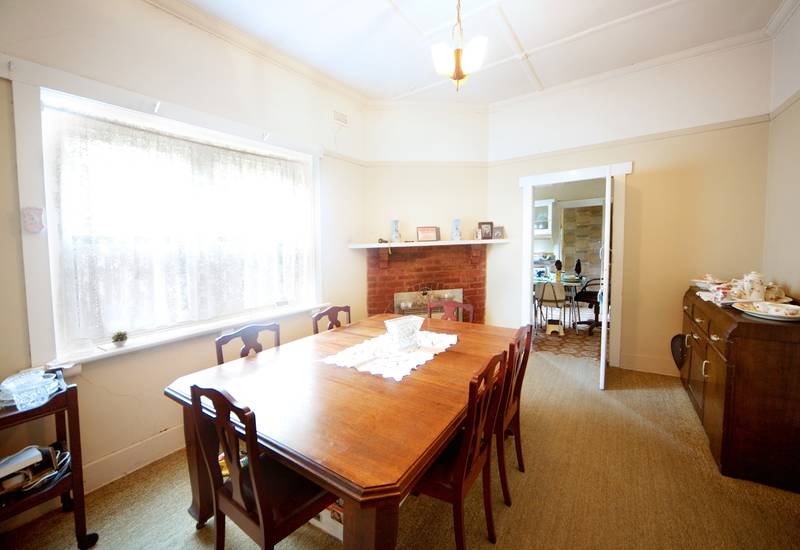 Californian Bungalow - 3 Bedroom Picture 3