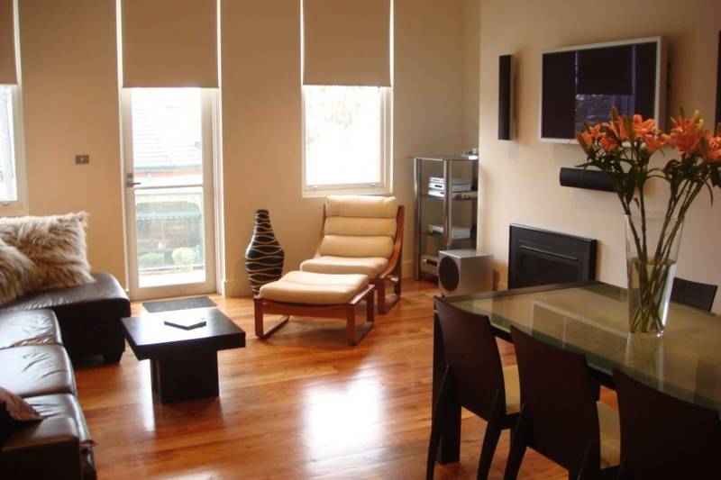 Absolute Beachfront - New York Style - High End Finished Apartment Picture 2