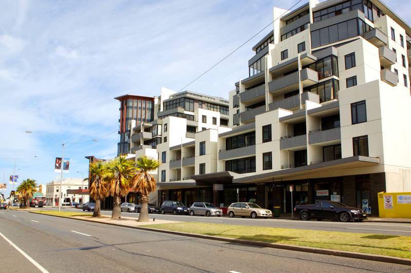 Commanding Views Picture 3