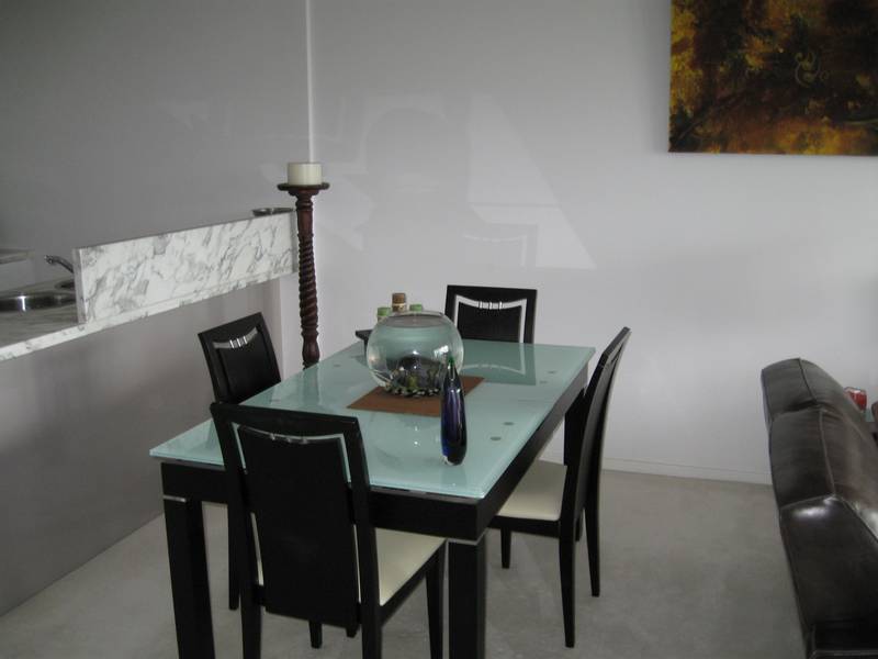 Watergate - 2 bedroom Picture 3