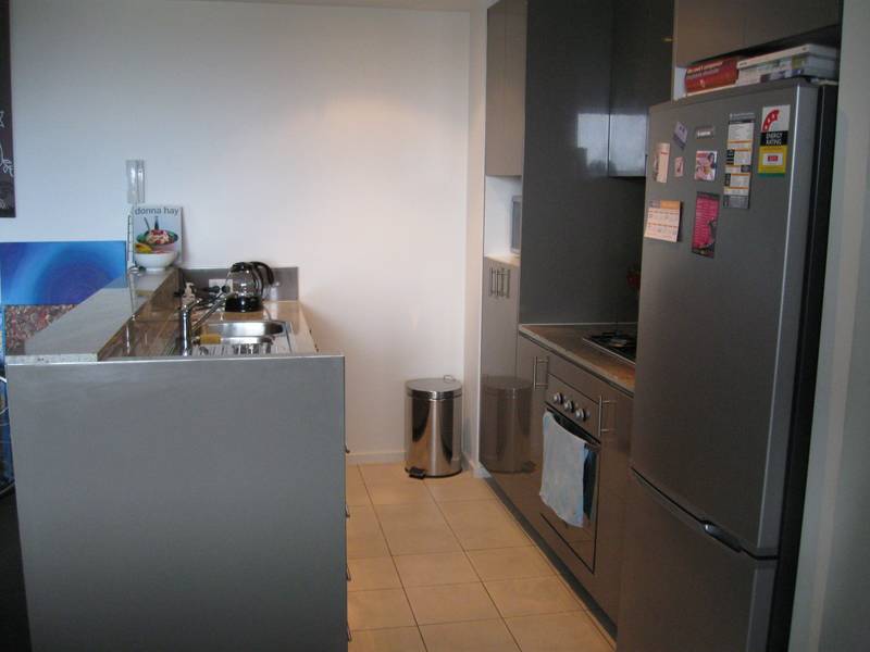 BAYSHORE - 2 BEDROOM Picture 3