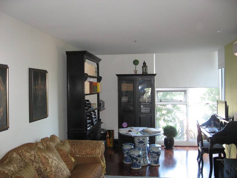 VILLAGE DOCKLANDS - 1 BEDROOM APARTMENT Picture 3