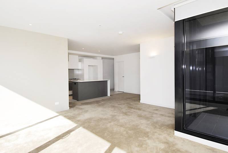 A Stunning C.B.D. Oasis Picture 3