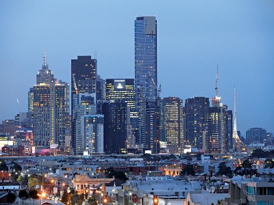 Stunning 2 Bedroom, 2 OSP in Bayshore Picture