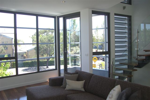 Allegra Port Melbourne Picture 1