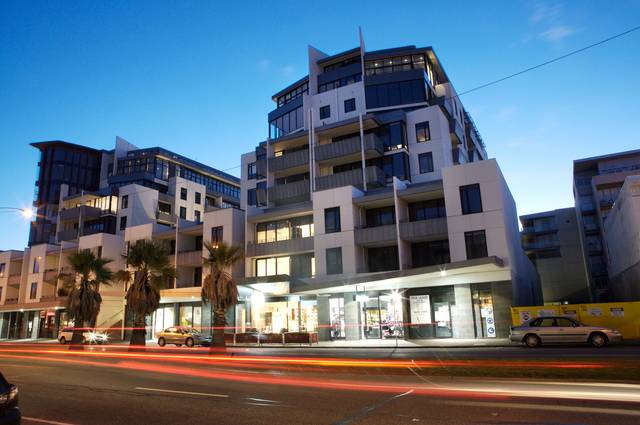 BAYSHORE - 2 BEDROOM, 2 BATHROOM, 2 CAR Picture 1