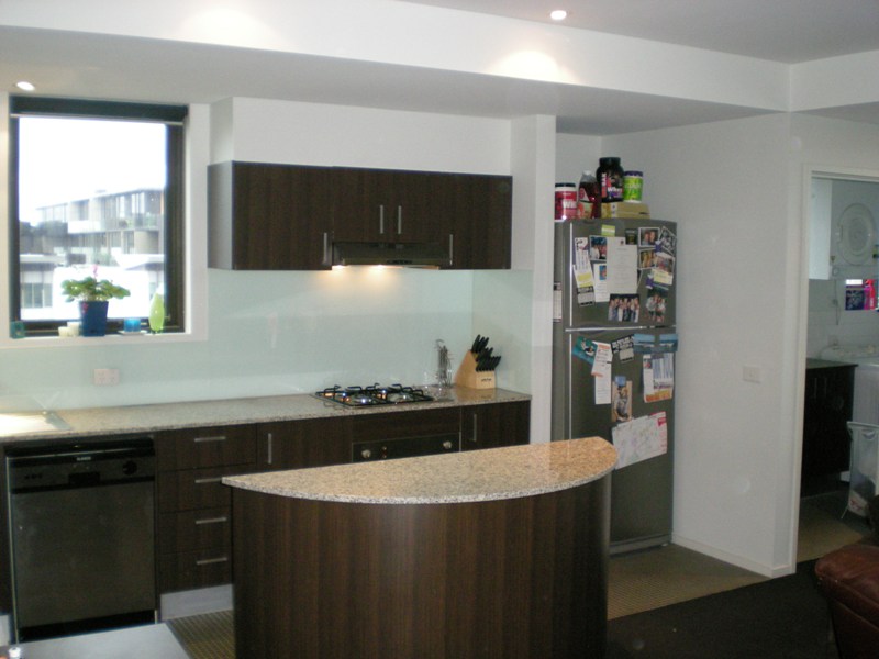 LIVE THE LIFE! Picture 3