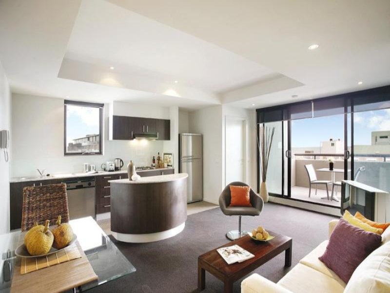 LIVE THE LIFE! Picture 1