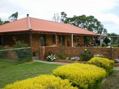 Country Living With A Commercial Opportunity! Picture