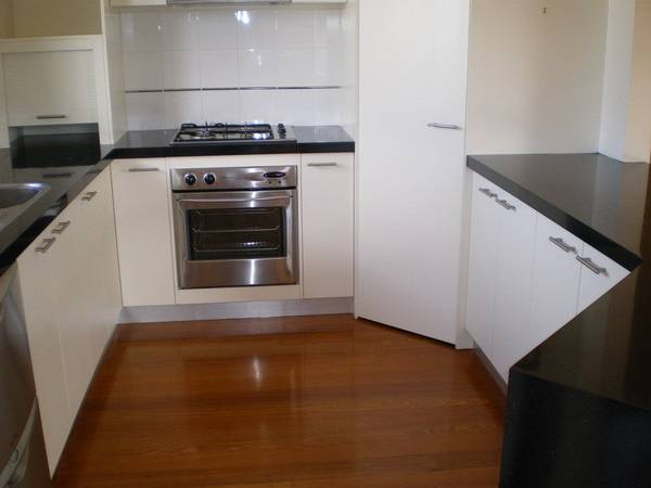 Perfectly Positioned Picture 2