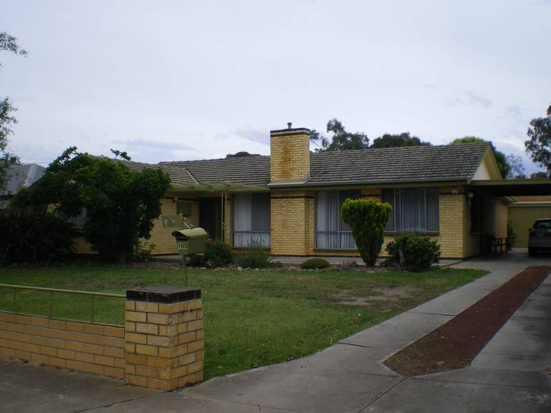 Five bedrooms plus study! Picture 1