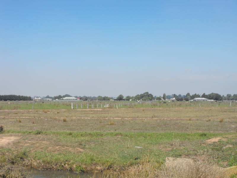 Irrigation Land adjoining the Sale Racecourse Picture 3
