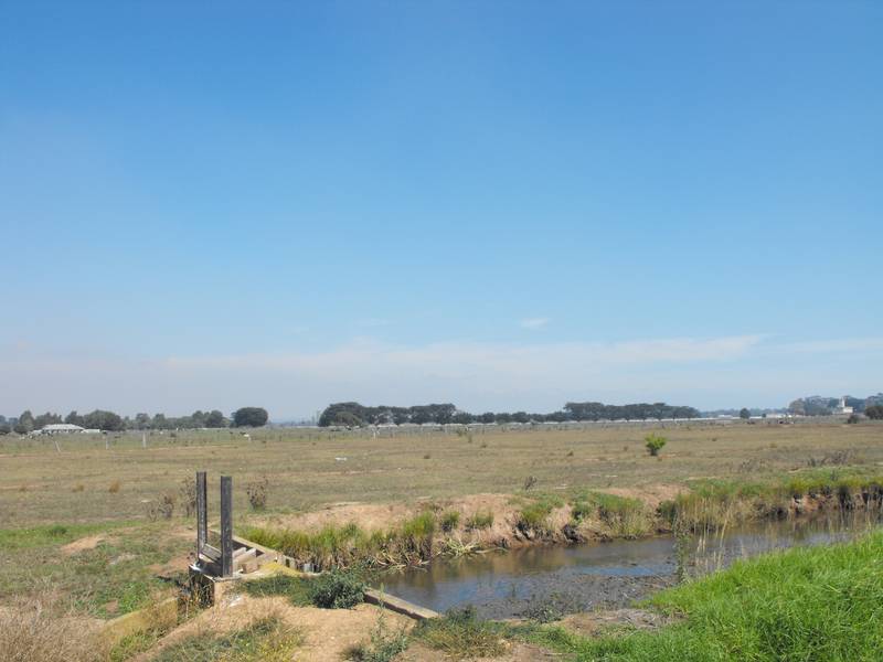 Irrigation Land adjoining the Sale Racecourse Picture 2