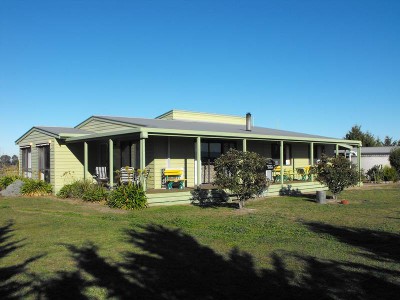 Great Lifestyle Farm With River Frontage Picture