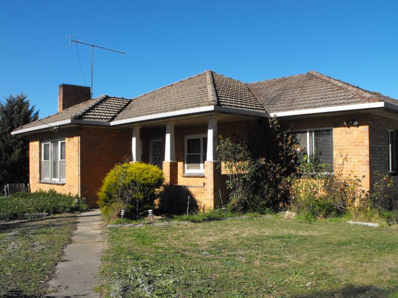 HOUSE ON 101 ACRES Picture 1