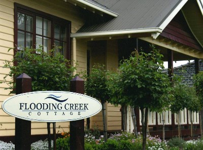 LUXURY COTTAGE! Picture LUXURY COTTAGE! Picture