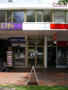 Great value office in Raymond Street! Picture