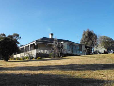 Elegant Country Home Picture