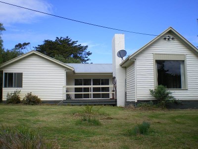 Four bedroom farm house with character Picture