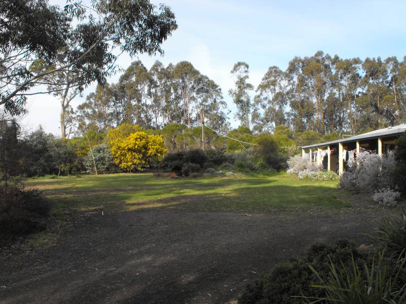 Solid Brick Home Just Out Of Town Picture 2