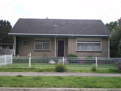 3 Bedroom House with air conditioner Picture