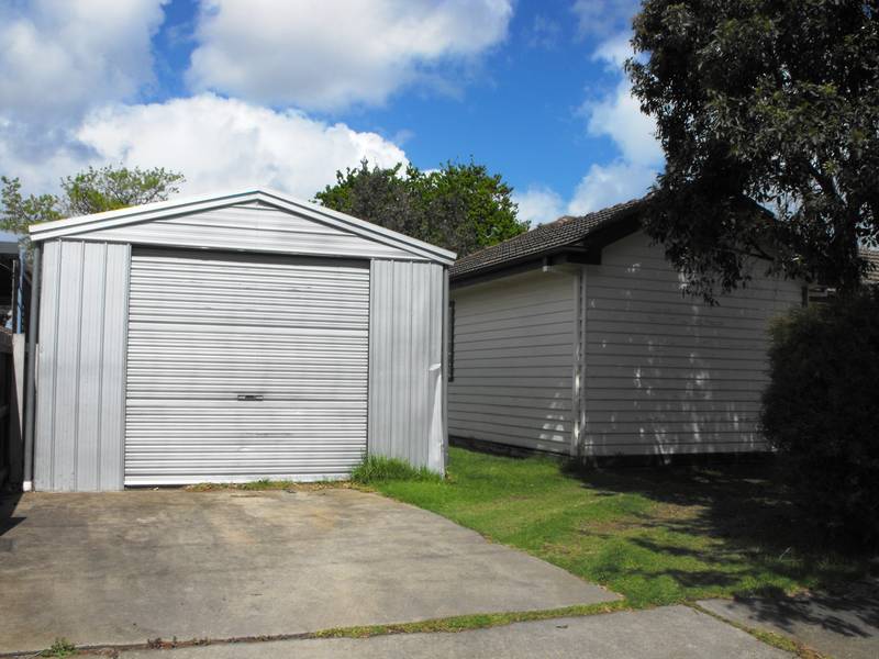 Investor Special! Picture 2