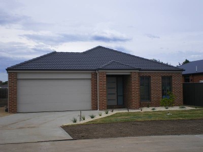 BRAND NEW EXECUTIVE FOUR BEDROOM FAMILY HOME Picture