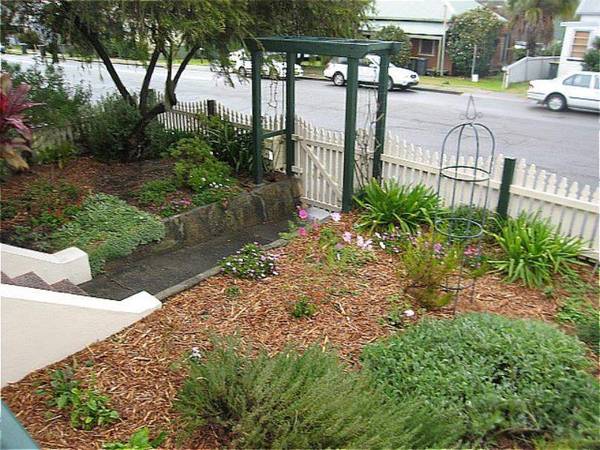 SIMPLISTIC CHARM! Picture