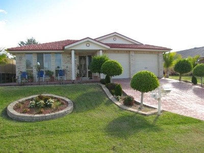 OUTGROWING YOUR HOME & LOOKING FOR A GOOD BUY? Picture