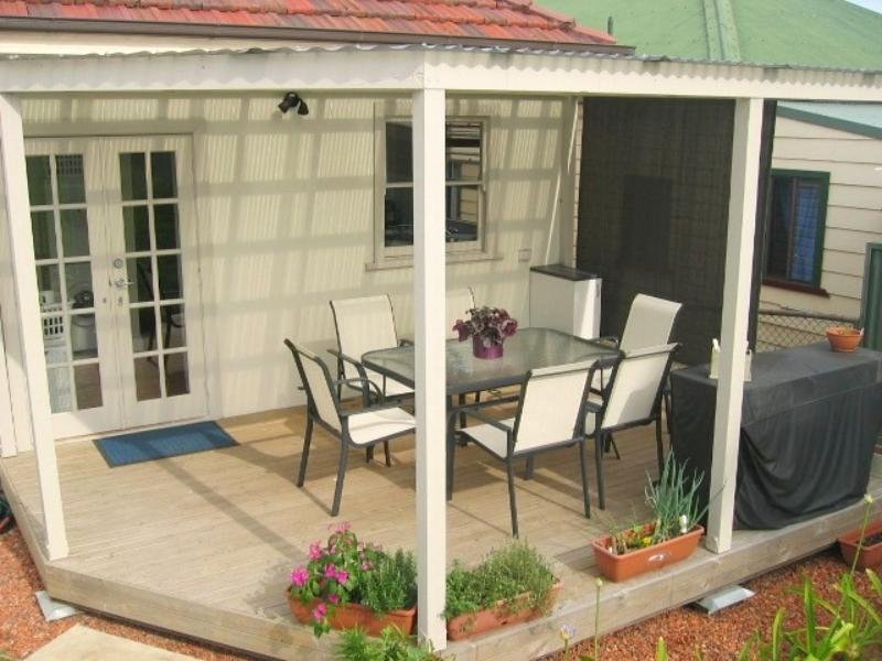 Say hello to a Good Buy! Picture 2