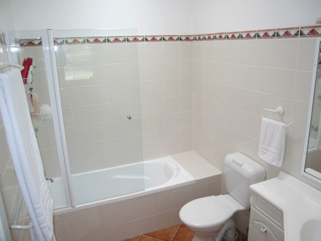 Is it you........... Picture 2