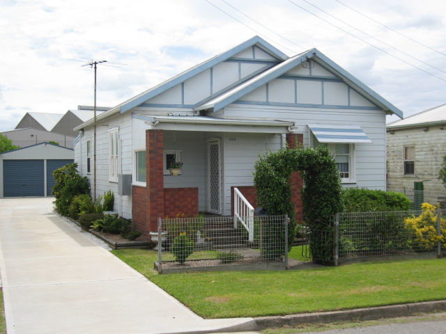 HOLIDAY ALL ROUND IN FEDRATION CHARMER Picture 1