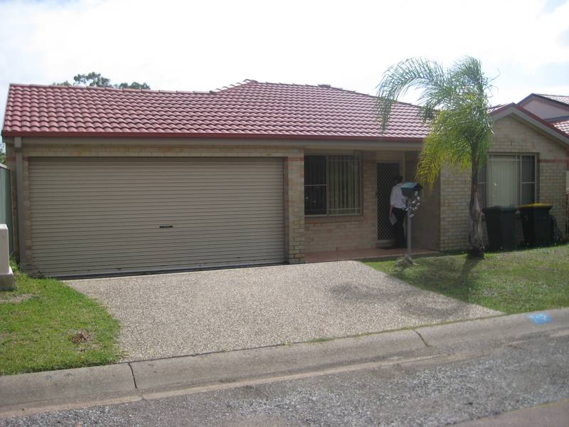 Modern 3 bedroom home Picture 1