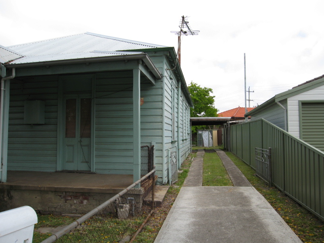 Investment Opportunity! Picture 3