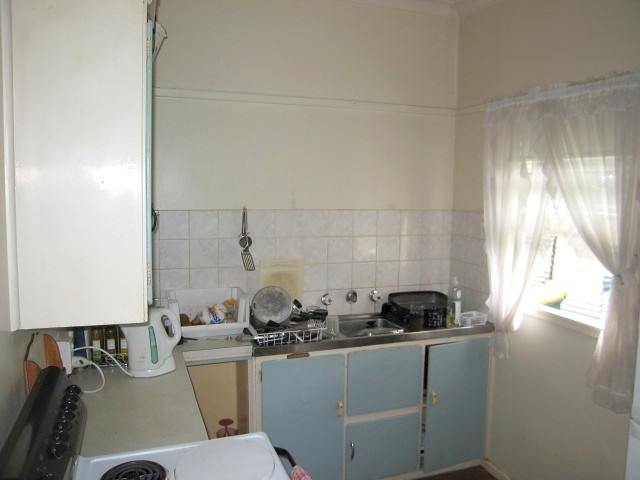 Cheap as Chips! Picture 3