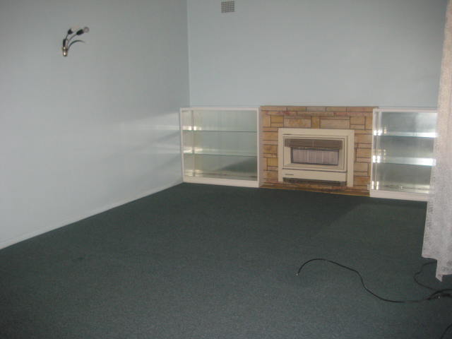 Walk to Uni & Shops Picture 2